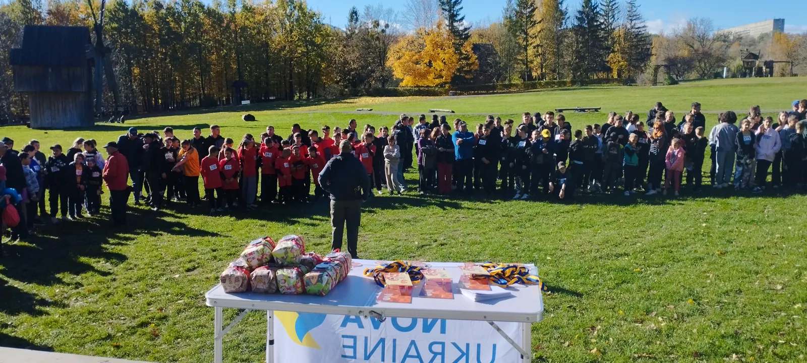 Розвиток спортивної інфраструктури та налагодження комунікації між соціально вразливими групами та місцевим населенням на території міста Чернівці та прилеглих громад — фото 1