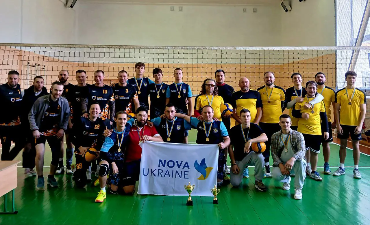 Розвиток спортивної інфраструктури та налагодження комунікації між соціально вразливими групами та місцевим населенням на території міста Чернівці та прилеглих громад — фото 14