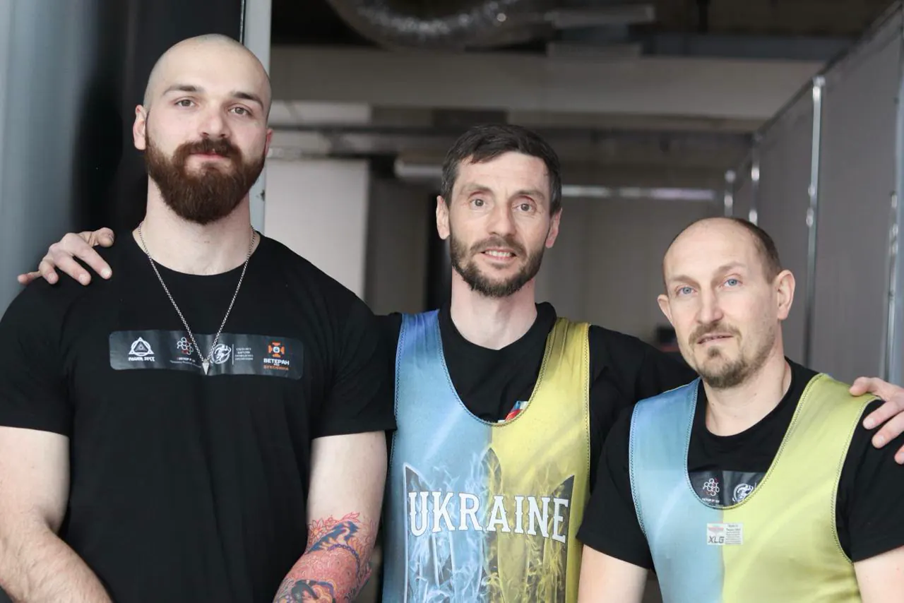 Розвиток спортивної інфраструктури та налагодження комунікації між соціально вразливими групами та місцевим населенням на території міста Чернівці та прилеглих громад — фото 21